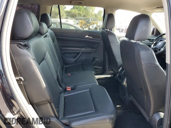 2019 Volkswagen Atlas SE with VIN 1V2DR2CA5KC537910, listed as a Copart auction lot 57333145 with 181,102 mi miles and Salvage title. Bid and sale history available at DreamBid. Image 11.