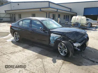 2013 BMW 3 Series 328i xDrive z VIN WBA3B5C53DF595373, wystawiony jako Copart lot #54227095 z przebiegiem 92 311 mil mil oraz Szkoda całkowita • Salvage title. Historia ofert i sprzedaży dostępna na DreamBid. Obrazek 4.