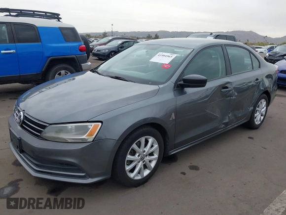2015 Volkswagen Jetta Sedan 1.8T SE with VIN 3VWD17AJ9FM286917, listed as a IAAI auction lot 41904565 with 166,841 mi miles. Bid and sale history available at carsss.com. Image 17.
