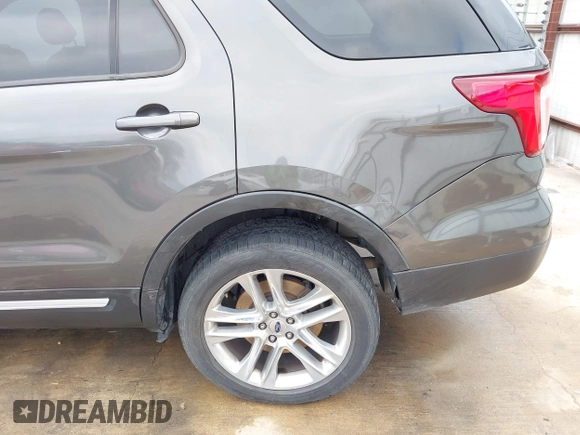 2017 Ford Explorer XLT with VIN 1FM5K7D88HGD35479, listed as a IAAI auction lot 41672936 with 76,414 mi miles and . Bid and sale history available at DreamBid. Image 19.