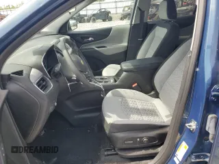 2024 Chevrolet Equinox LS z VIN 3GNAXHEG6RL251049, wystawiony jako Copart lot #52233635 z przebiegiem 8 960 mil mil oraz Szkoda całkowita • Salvage title. Historia ofert i sprzedaży dostępna na DreamBid. Obrazek 7.