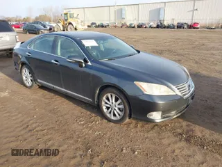 2011 Lexus ES with VIN JTHBK1EGXB2455393, listed as a IAAI auction lot 41826270 with 200,197 mi miles. Bid and sale history available at carsss.com. Image 1.