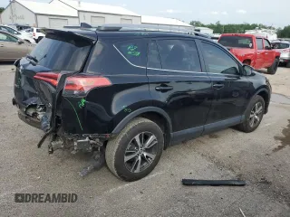 2018 Toyota RAV4 XLE with VIN 2T3WFREV3JW469307, listed as a Copart auction lot 57092295 with 47,639 mi miles and Salvage title. Bid and sale history available at DreamBid. Image 3.