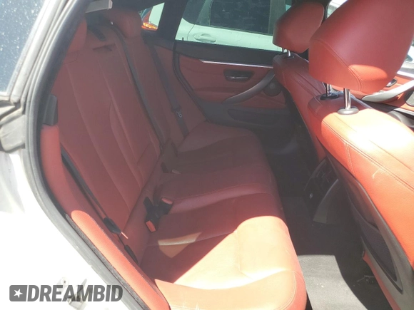 2019 BMW 4 Series 430i xDrive with VIN WBA4J3C58KBL07332, listed as a Copart auction lot 57670745 with 84,782 mi miles and Salvage title. Bid and sale history available at DreamBid. Image 10.