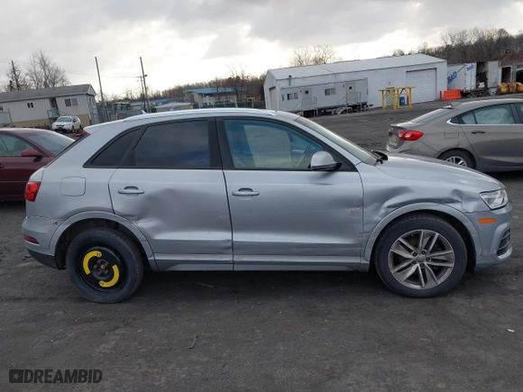 2017 Audi Q3 Premium with VIN WA1ECCFS1HR014286, listed as a IAAI auction lot 41582743 with 105,585 mi miles. Bid and sale history available at carsss.com. Image 6.