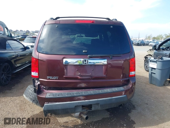 2010 Honda Pilot EX with VIN 5FNYF3H48AB001541, listed as a IAAI auction lot 41990756 with 171,618 mi miles and . Bid and sale history available at carsss.com. Image 16.