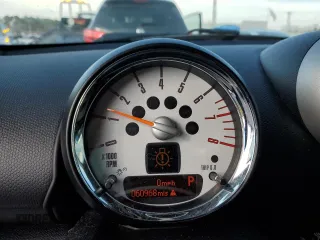 2012 MINI Countryman S with VIN WMWZC3C52CWP20082, listed as a Copart auction lot 47286305 with 60,968 mi miles and Salvage Title. Bid and sale history available at DreamBid. Image 9.