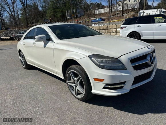 2014 Mercedes-Benz CLS-Class CLS 550 with VIN WDDLJ9BB3EA095738, listed as a Copart auction lot 53305015 with 88,677 mi miles and Clean Title. Bid and sale history available at carsss.com. Image 4.