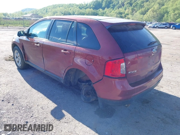 2014 Ford Edge SEL z VIN 2FMDK4JC7EBB61362, wystawiony jako IAAI lot #42159876 z przebiegiem 260 060 mil mil oraz . Historia ofert i sprzedaży dostępna na DreamBid. Obrazek 3.