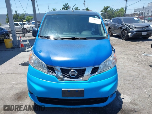 2017 Nissan NV200 S with VIN 3N6CM0KN4HK715293, listed as a IAAI auction lot 42514023 with 180,967 mi miles and . Bid and sale history available at DreamBid. Image 12.