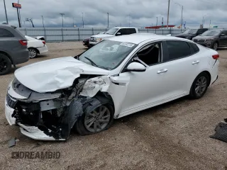 2020 Kia Optima LX z VIN 5XXGT4L38LG447441, wystawiony jako Copart lot #62332215 z przebiegiem 68 649 mil mil oraz Szkoda całkowita • Salvage title. Historia ofert i sprzedaży dostępna na DreamBid. Obrazek 1.