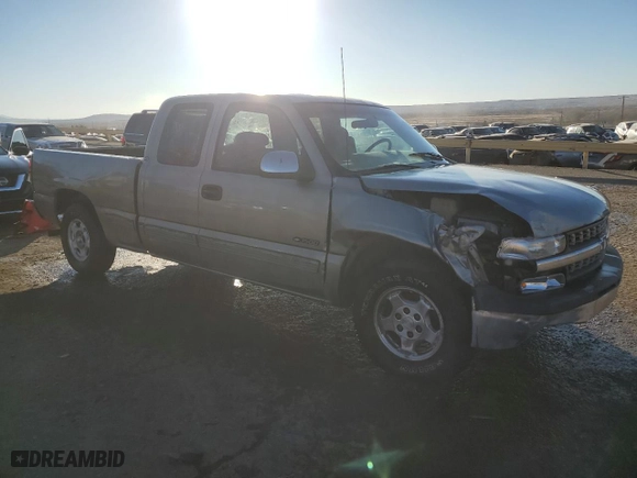 1999 Chevrolet Silverado 1500 LS with VIN 2GCEC19T5X1201987, listed as a Copart auction lot 43392405 with 332,753 mi miles and Salvage Title. Bid and sale history available at carsss.com. Image 4.