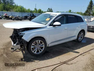 2017 Audi Q7 Premium Plus with VIN WA1LAAF73HD048112, listed as a Copart auction lot 61663905 with 101,816 mi miles and Salvage title. Bid and sale history available at DreamBid. Image 1.