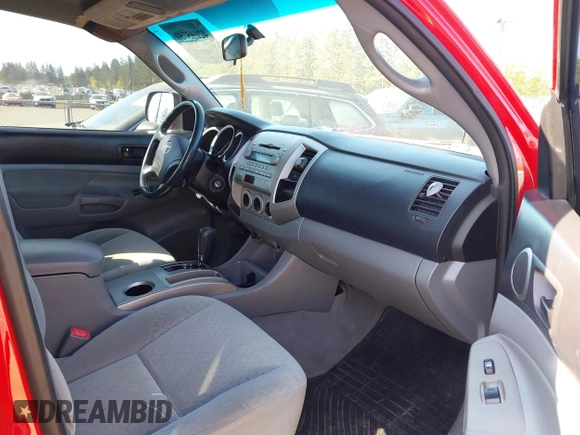 2007 Toyota Tacoma PreRunner with VIN 5TEJU62N47Z365859, listed as a IAAI auction lot 42095759 with 200,194 mi miles. Bid and sale history available at carsss.com. Image 5.