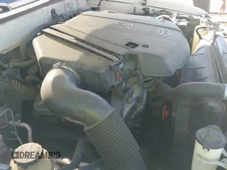 2006 Toyota Tundra SR5 z VIN 5TBRU34136S478962, wystawiony jako IAAI lot #43219452 z przebiegiem 209 950 mil mil oraz . Historia ofert i sprzedaży dostępna na DreamBid. Obrazek 19.