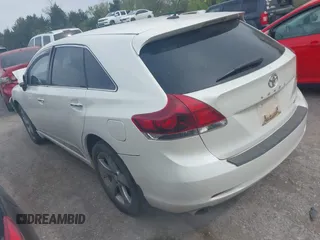 2015 Toyota Venza XLE with VIN 4T3BK3BB4FU116213, listed as a IAAI auction lot 42008444 with 113,912 mi miles. Bid and sale history available at carsss.com. Image 3.