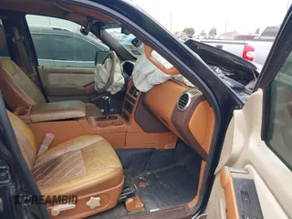 2007 Ford Explorer Sport Trac Limited с VIN 1FMEU33K27UA46873, выставлен на аукционе IAAI как лот 42061837 с пробегом Не указан миль и . История ставок и продаж доступна на DreamBid. Изображение 5.
