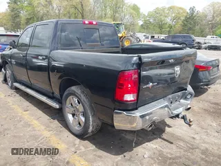 2016 Ram 1500 Big Horn z VIN 3C6RR6LTXGG315603, wystawiony jako IAAI lot #41957991 z przebiegiem 132 803 mil mil oraz . Historia ofert i sprzedaży dostępna na DreamBid. Obrazek 3.