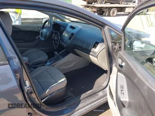 2016 Kia Forte LX with VIN KNAFX4A60G5593661, listed as a IAAI auction lot 42058287 with 183,040 mi miles. Bid and sale history available at carsss.com. Image 5.