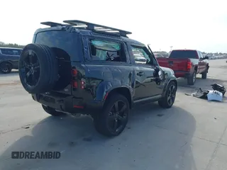 2022 Land Rover Defender с VIN SALEY6RU3N2094502, выставлен на аукционе IAAI как лот 41441167 с пробегом 28 610 миль миль и . История ставок и продаж доступна на DreamBid. Изображение 4.