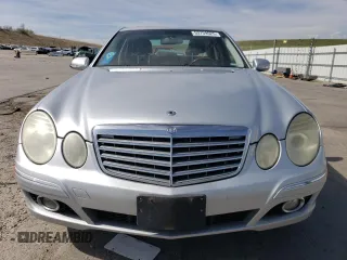 2009 Mercedes-Benz E 350 Luxury z VIN WDBUF87X09B423727, wystawiony jako Copart lot #53759525 z przebiegiem 161 555 mil mil oraz Czysty tytuł • Clean title. Historia ofert i sprzedaży dostępna na DreamBid. Obrazek 5.