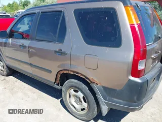 2004 Honda CR-V LX with VIN JHLRD784X4C015401, listed as a IAAI auction lot 39704765 with 158,987 mi miles and . Bid and sale history available at carsss.com. Image 6.