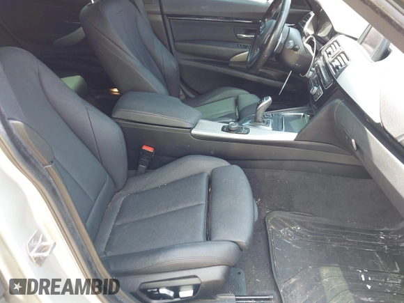 2018 BMW 3 Series 330i xDrive with VIN WBA8Z9C54JG828210, listed as a IAAI auction lot 42468521 with 72,741 mi miles and . Bid and sale history available at DreamBid. Image 5.
