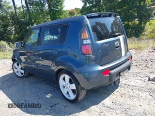 2010 Kia Soul + with VIN KNDJT2A23A7069815, listed as a IAAI auction lot 40173837 with 116,028 mi miles. Bid and sale history available at carsss.com. Image 3.