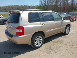 2006 Toyota Highlander z VIN JTEDW21A460001983, wystawiony jako IAAI lot #41919095 z przebiegiem 303 345 mil mil oraz . Historia ofert i sprzedaży dostępna na DreamBid. Obrazek 4.