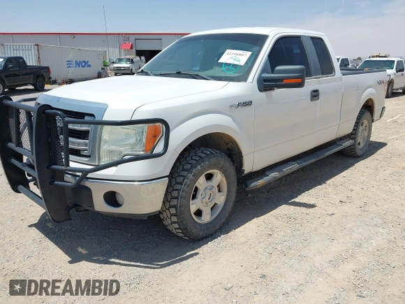 2014 Ford F-150 XL z VIN 1FTFX1EF5EKE66124, wystawiony jako IAAI lot #42256807 z przebiegiem 211 614 mil mil oraz . Historia ofert i sprzedaży dostępna na DreamBid. Obrazek 17.