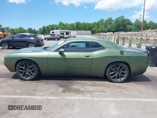 2020 Dodge Challenger R/T z VIN 2C3CDZBT0LH118907, wystawiony jako IAAI lot #42326228 z przebiegiem 92 235 mil mil oraz . Historia ofert i sprzedaży dostępna na DreamBid. Obrazek 14.