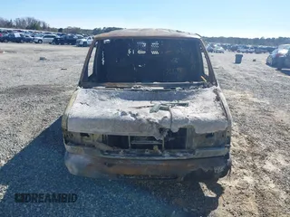 1998 Ford Econoline Cargo with VIN 1FTRE1423WHA86845, listed as a IAAI auction lot 41741274 with Not Provided miles. Bid and sale history available at carsss.com. Image 6.