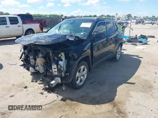 2018 Jeep Compass Altitude z VIN 3C4NJCBB0JT272524, wystawiony jako IAAI lot #42194559 z przebiegiem 125 608 mil mil oraz . Historia ofert i sprzedaży dostępna na DreamBid. Obrazek 2.