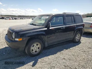 2017 Jeep Patriot Sport with VIN 1C4NJPBA5HD145945, listed as a Copart auction lot 49860055 with 139,229 mi miles and Clean Title. Bid and sale history available at carsss.com. Image 1.