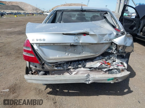 2006 Mercedes-Benz E 350 with VIN WDBUF87J46X180532, listed as a IAAI auction lot 42135112 with 115,395 mi miles and . Bid and sale history available at carsss.com. Image 14.