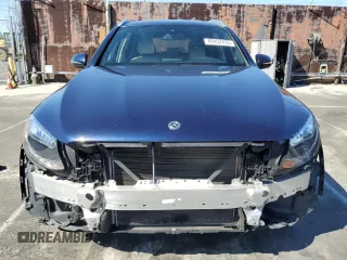 2018 Mercedes-Benz GLC 300 z VIN WDC0G4JB6JV085010, wystawiony jako Copart lot #49452435 z przebiegiem 81 274 mil mil oraz Szkoda całkowita • Salvage title. Historia ofert i sprzedaży dostępna na DreamBid. Obrazek 5.