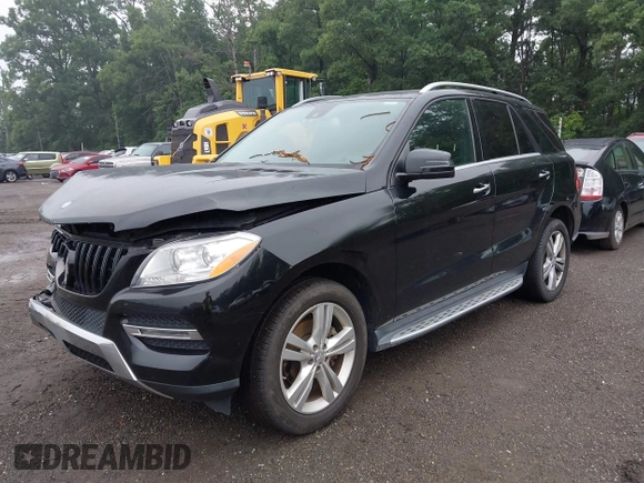 2015 Mercedes-Benz M 350 with VIN 4JGDA5HB1FA446304, listed as a IAAI auction lot 42610867 with 114,834 mi miles and . Bid and sale history available at DreamBid. Image 17.