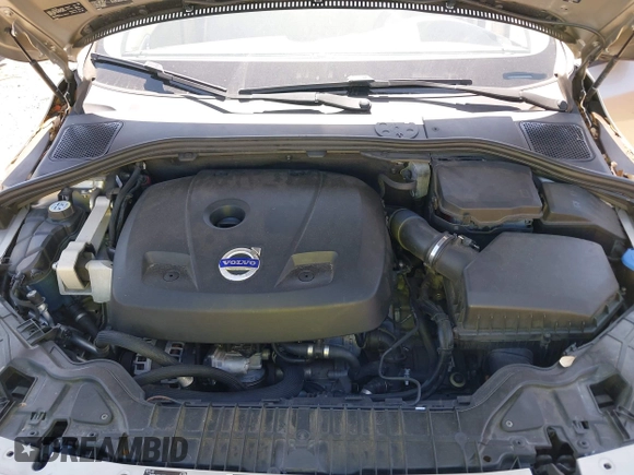 2015 Volvo S60 T5 Drive-E Premier Plus with VIN YV140MFC9F1318920, listed as a IAAI auction lot 41930684 with 66,790 mi miles. Bid and sale history available at carsss.com. Image 10.