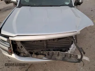 2018 Chevrolet Silverado 1500 LT with VIN 3GCUKREC2JG610420, listed as a Copart auction lot 41514315 with 0 mi miles and Salvage Title. Bid and sale history available at carsss.com. Image 12.