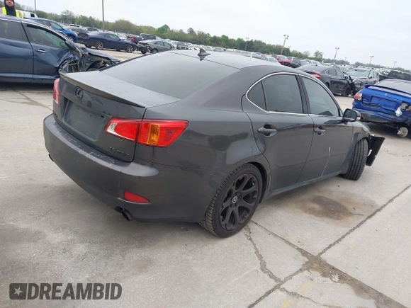 2009 Lexus IS 250 with VIN JTHBK262895095767, listed as a IAAI auction lot 41621721 with 157,331 mi miles. Bid and sale history available at carsss.com. Image 4.