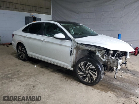 2021 Volkswagen Jetta SEL with VIN 3VWE57BU5MM001791, listed as a Copart auction lot 55122035 with 38,807 mi miles and Salvage title. Bid and sale history available at DreamBid. Image 4.