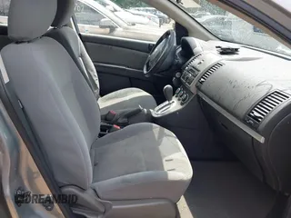 2011 Nissan Sentra SR z VIN 3N1AB6AP4BL609002, wystawiony jako IAAI lot #42424892 z przebiegiem 217 563 mil mil oraz . Historia ofert i sprzedaży dostępna na DreamBid. Obrazek 5.