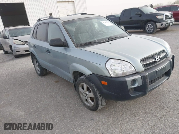 2007 Hyundai Tucson GLS with VIN KM8JM12B37U587239, listed as a IAAI auction lot 41787475 with 215,772 mi miles. Bid and sale history available at carsss.com. Image 1.