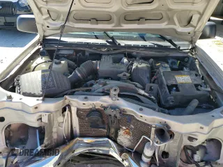 2008 GMC Canyon SLE2 with VIN 1GTDT13E888177284, listed as a Copart auction lot 74299734 with 205,446 mi miles and Salvage Title. Bid and sale history available at carsss.com. Image 11.