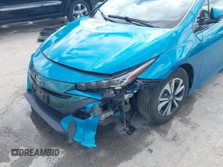 2017 Toyota Prius Plus with VIN JTDKARFP0H3052737, listed as a IAAI auction lot 42039680 with 117,593 mi miles and . Bid and sale history available at DreamBid. Image 6.