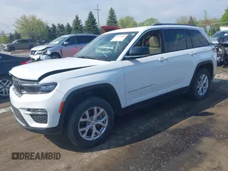 2022 Jeep Grand Cherokee Limited with VIN 1C4RJHBG0N8521421, listed as a IAAI auction lot 42177684 with 46,058 mi miles and . Bid and sale history available at DreamBid. Image 17.