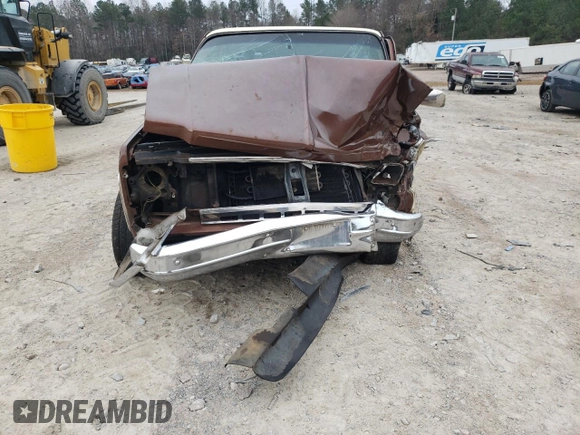 1980 GMC Sonoma z VIN TCL14AS503471, wystawiony jako Copart lot #49612065 z przebiegiem 7028 mil mil oraz Szkody całkowita. Historia ofert i sprzedaży dostępna na DreamBid. Obrazek 5.