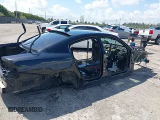 2019 Dodge Charger Scat Pack with VIN 2C3CDXGJ0KH635697, listed as a IAAI auction lot 41924121 with Not Provided miles and . Bid and sale history available at DreamBid. Image 17.