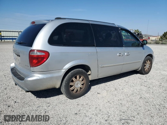 2005 Chrysler Town & Country Touring z VIN 2C4GP54L05R430233, wystawiony jako Copart lot #56189765 z przebiegiem 190 187 mil mil oraz Szkody całkowita. Historia ofert i sprzedaży dostępna na DreamBid. Obrazek 3.