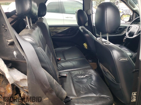 2004 Ford Escape Limited with VIN 1FMCU94144KA37129, listed as a Copart auction lot 64375714 with 181,393 mi miles and Salvage Title. Bid and sale history available at carsss.com. Image 10.